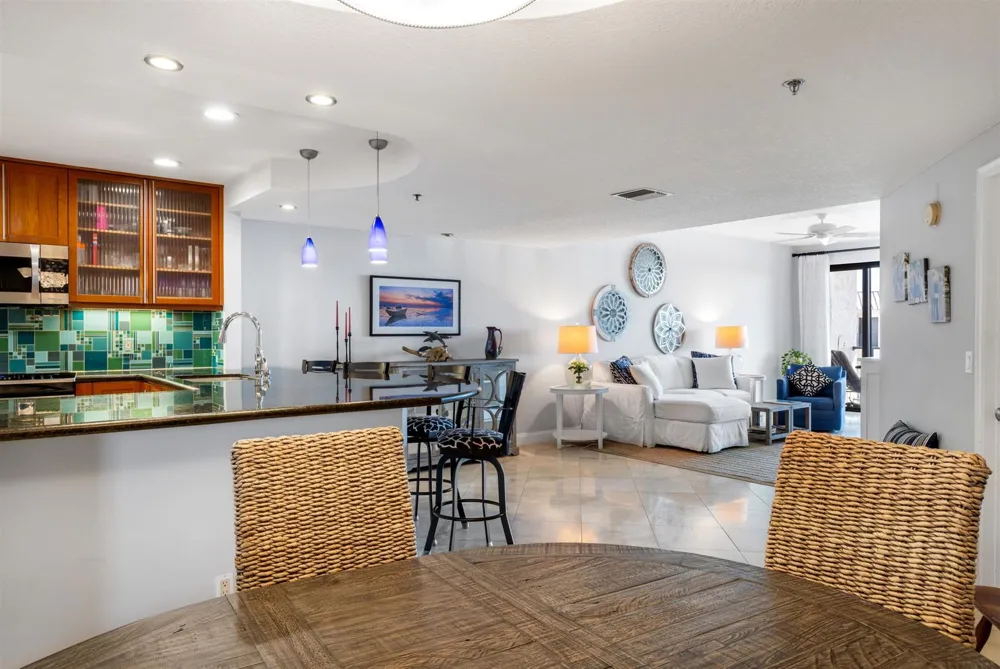 1035 S Federal Highway #Ph-11 Delray Beach, FL 33483