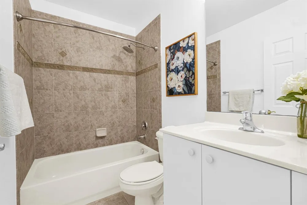 1427 NW 34th Way Lauderhill, FL 33311