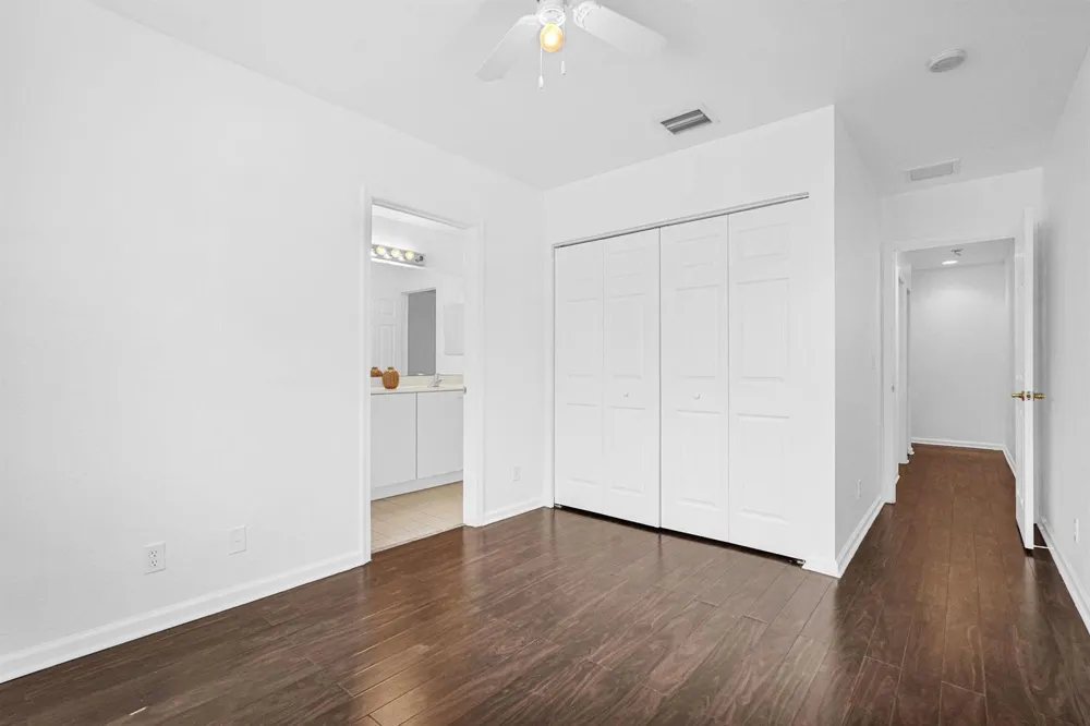 1427 NW 34th Way Lauderhill, FL 33311