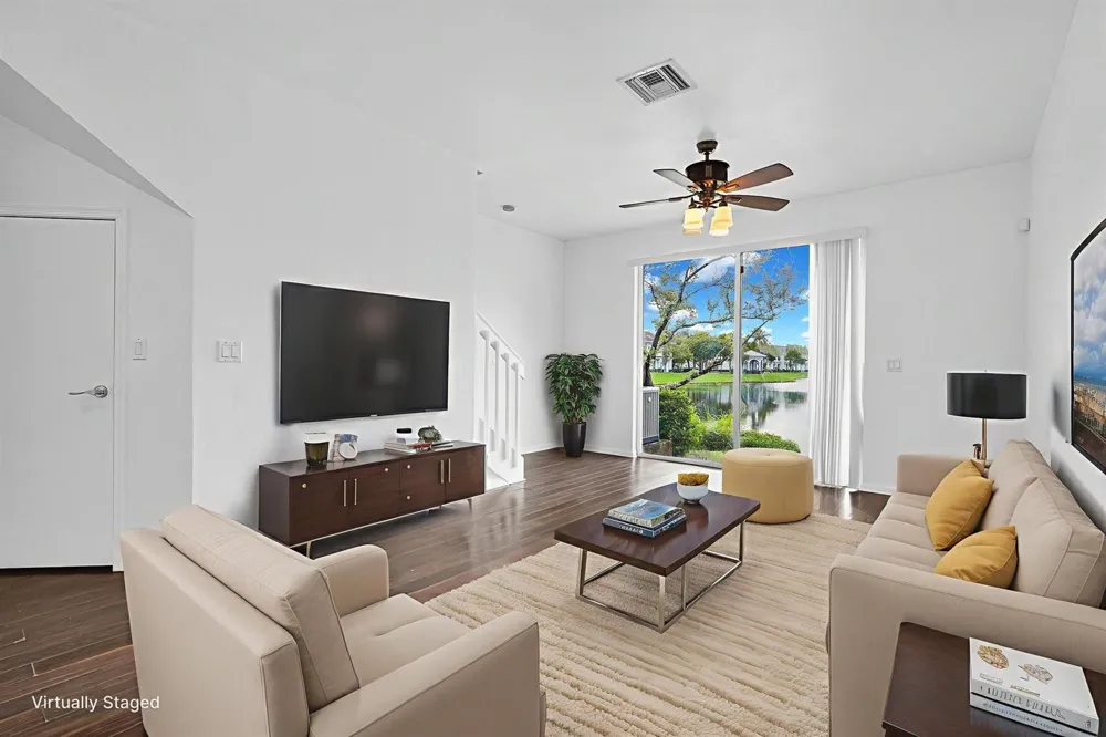 1427 NW 34th Way Lauderhill, FL 33311