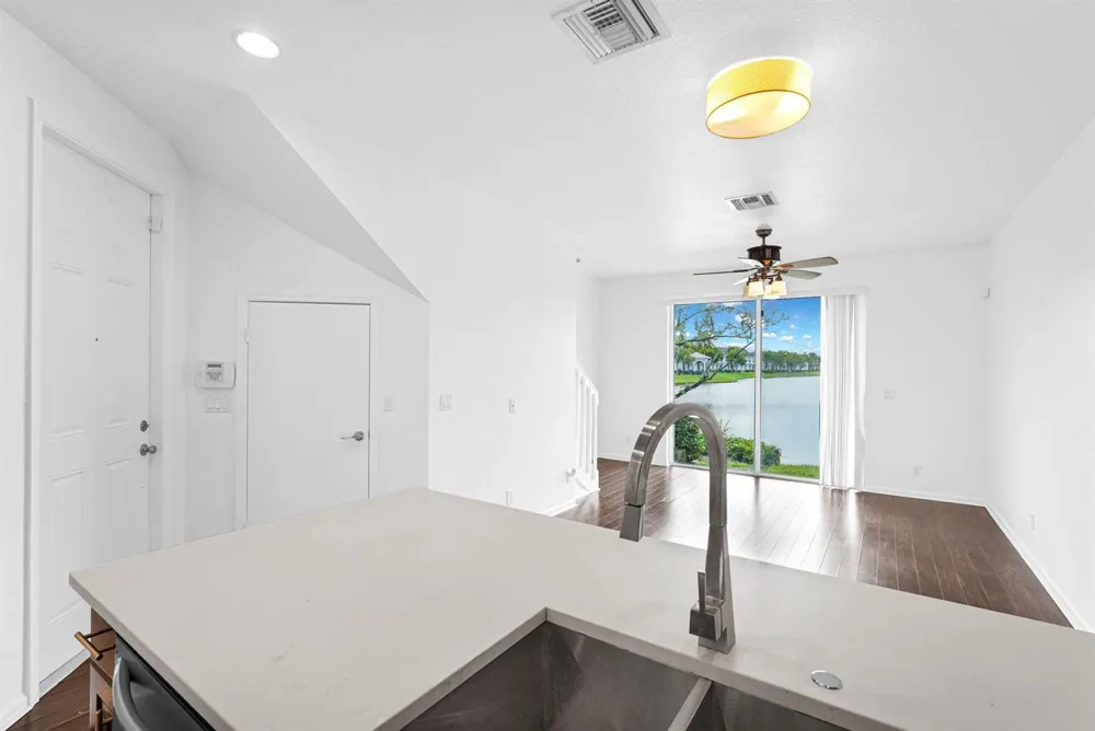 1427 NW 34th Way Lauderhill, FL 33311