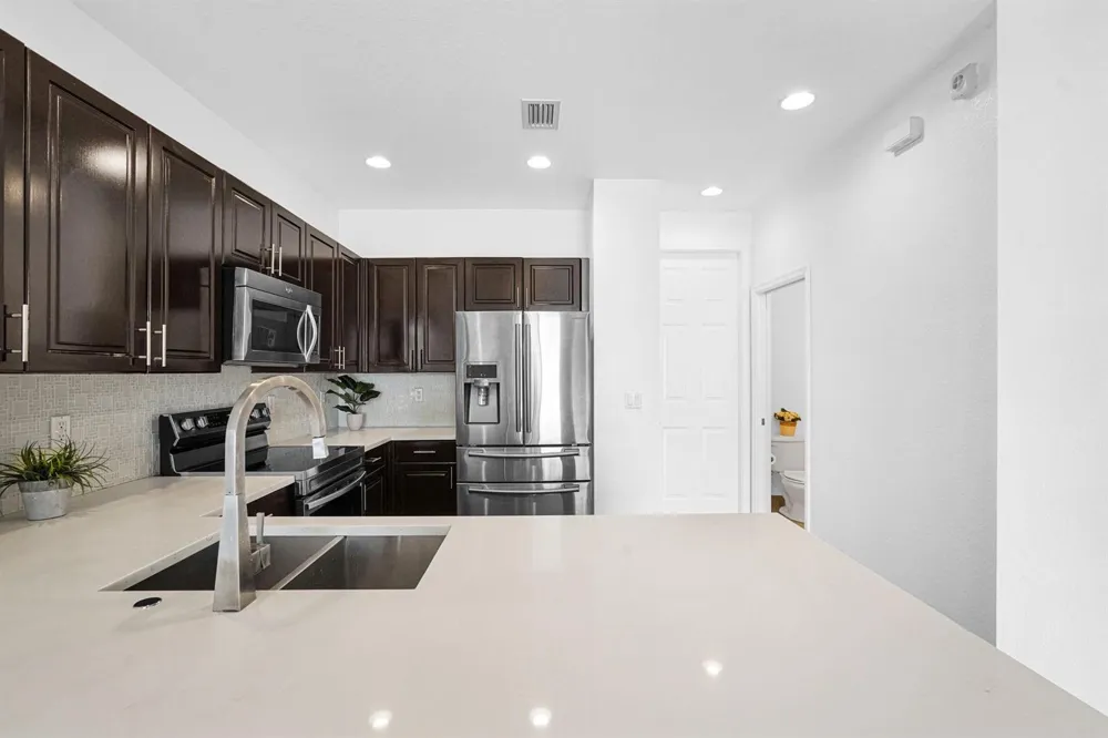 1427 NW 34th Way Lauderhill, FL 33311