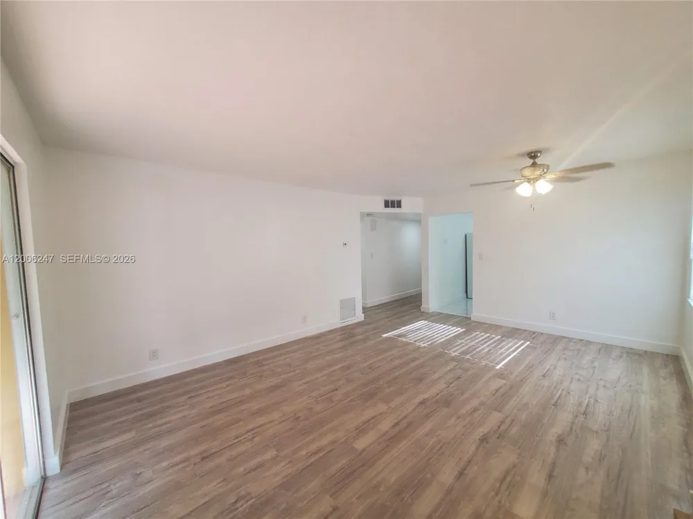 9203 NW 38th Dr #2 Coral Springs, FL 33065