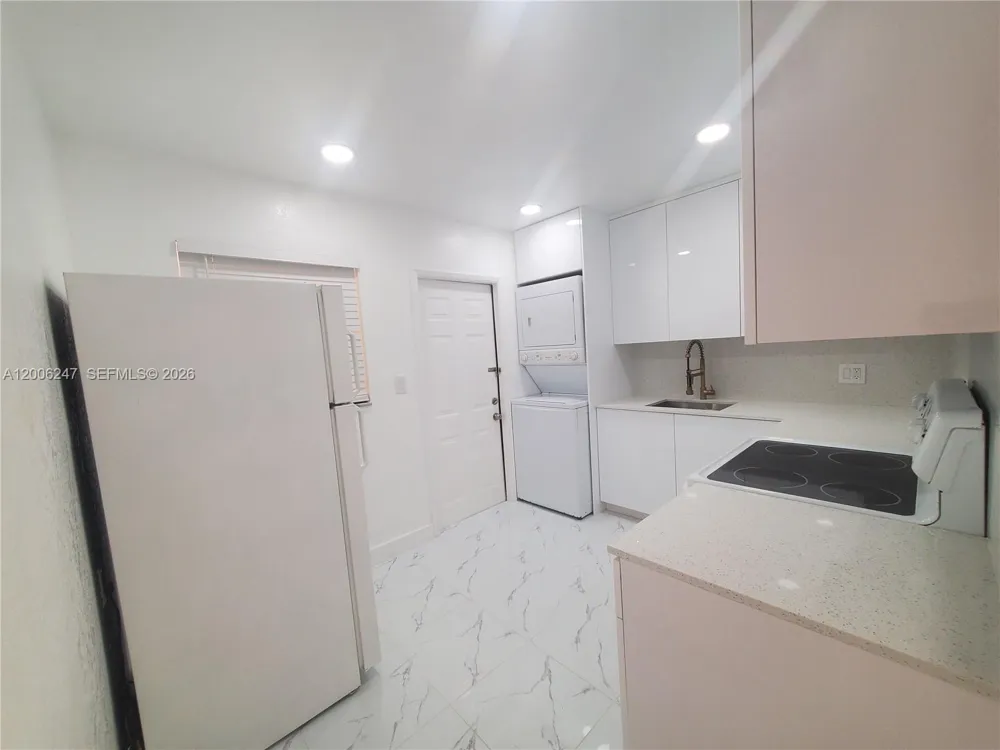 9203 NW 38th Dr #2 Coral Springs, FL 33065