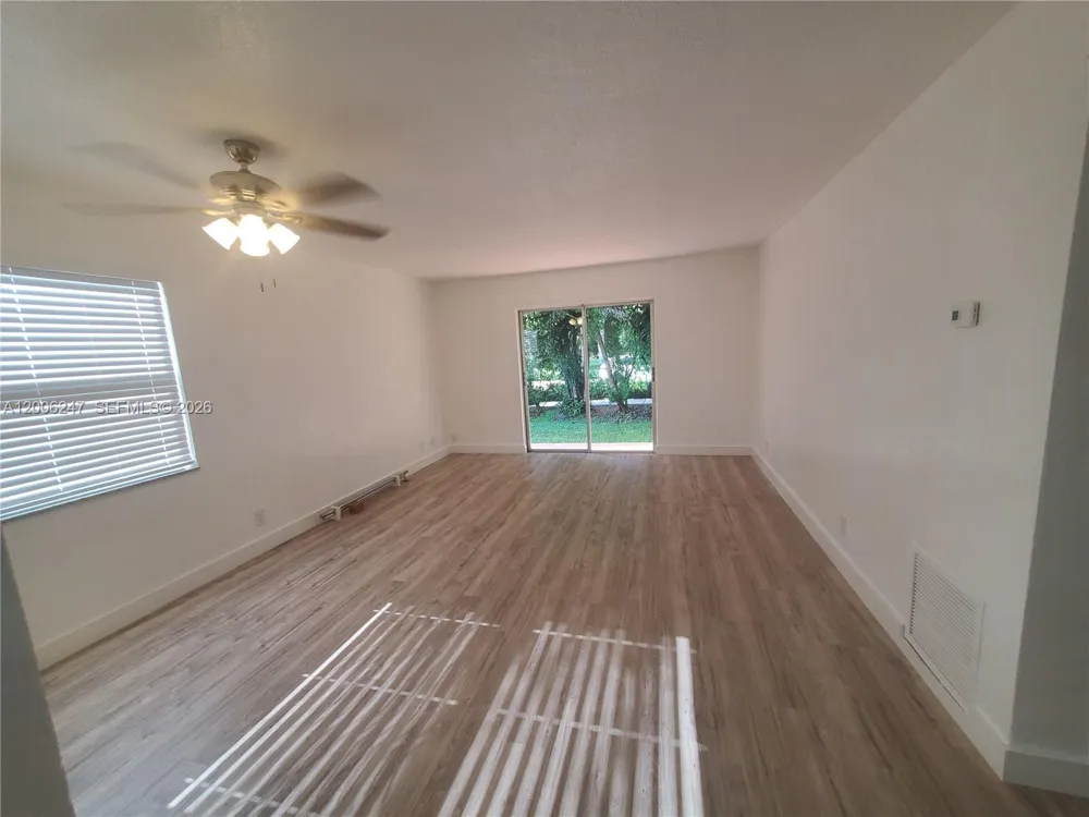 9203 NW 38th Dr #2 Coral Springs, FL 33065