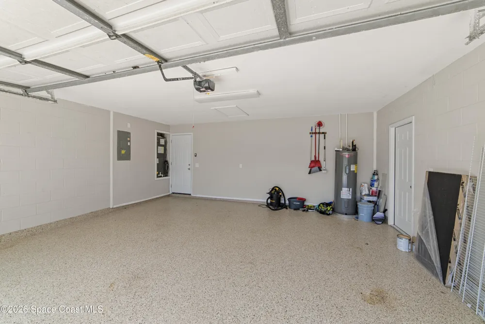 1003 Red Oak Circle Brandon, FL 33511