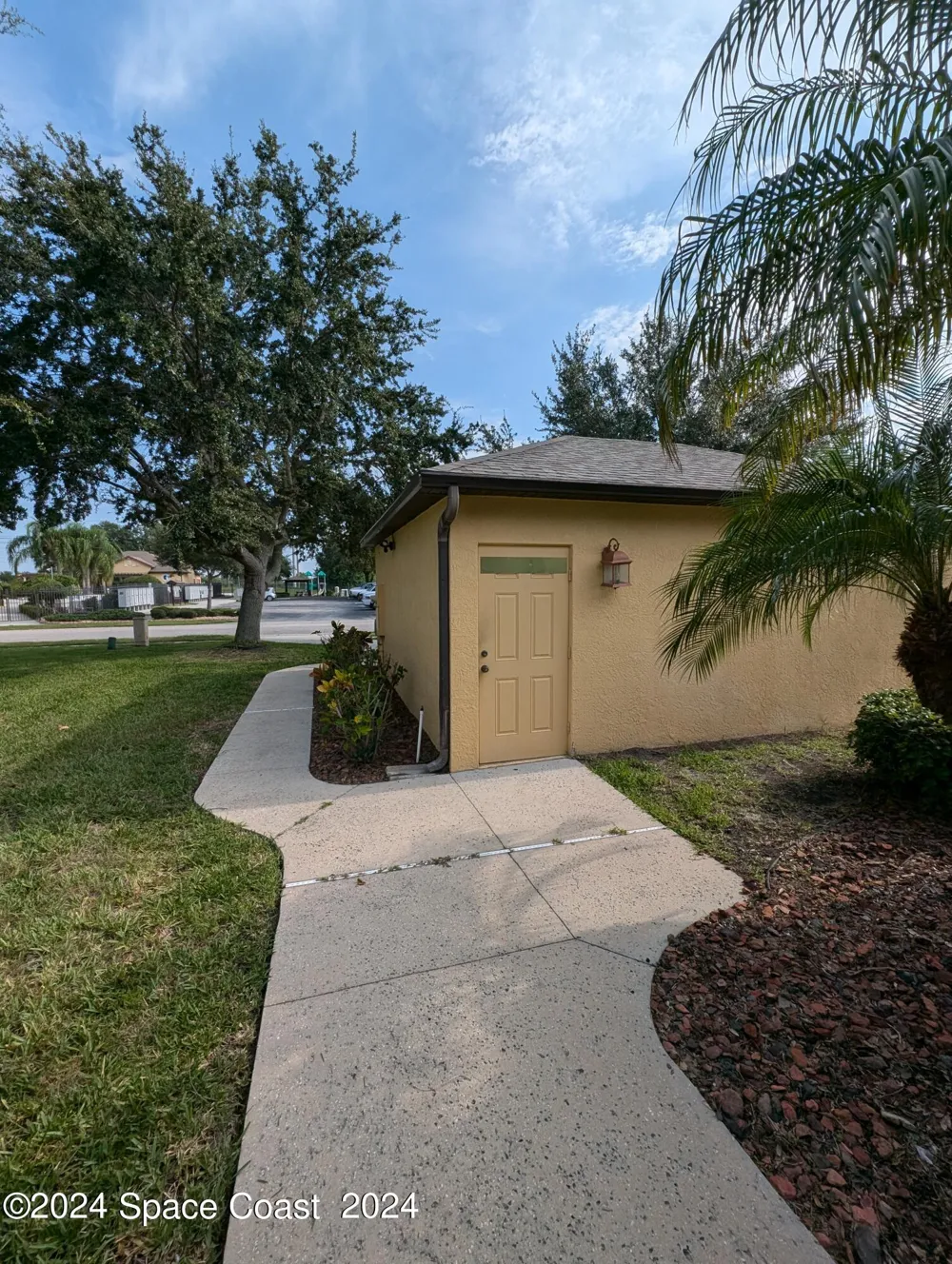 745 Luminary Circle #101 Melbourne, FL 32901
