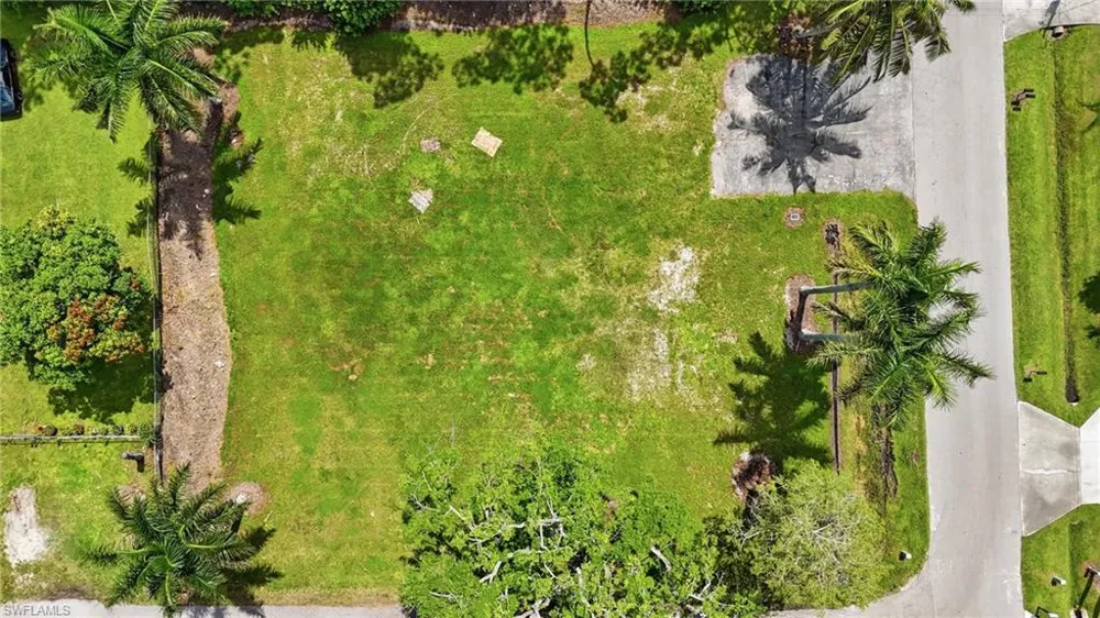 3417 Guilford Road Naples, FL 34112