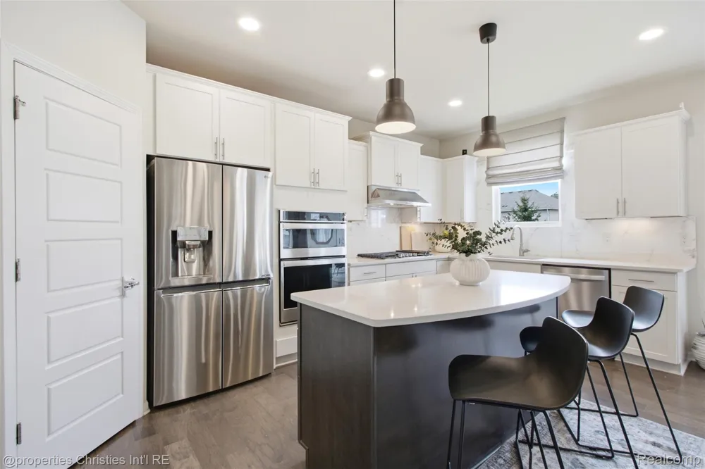 57909 Cider Mill Drive Lyon Charter Township, MI 48165