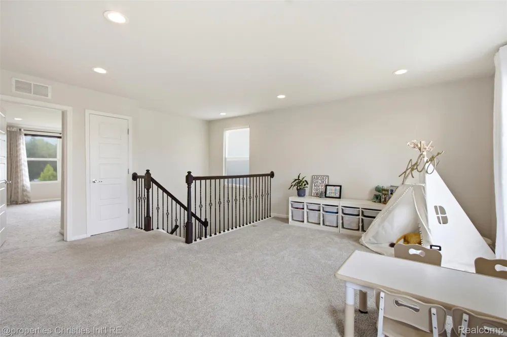 57909 Cider Mill Drive Lyon Charter Township, MI 48165