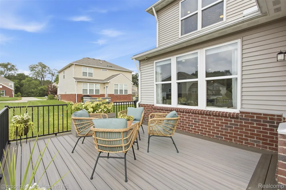 57909 Cider Mill Drive Lyon Charter Township, MI 48165
