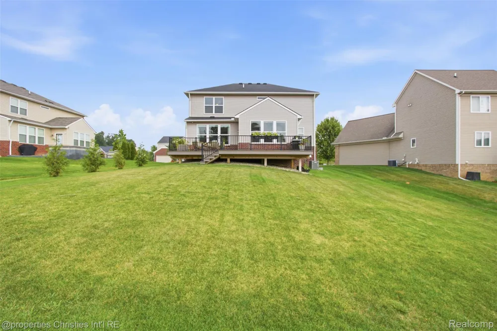 57909 Cider Mill Drive Lyon Charter Township, MI 48165