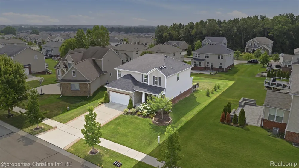 57909 Cider Mill Drive Lyon Charter Township, MI 48165