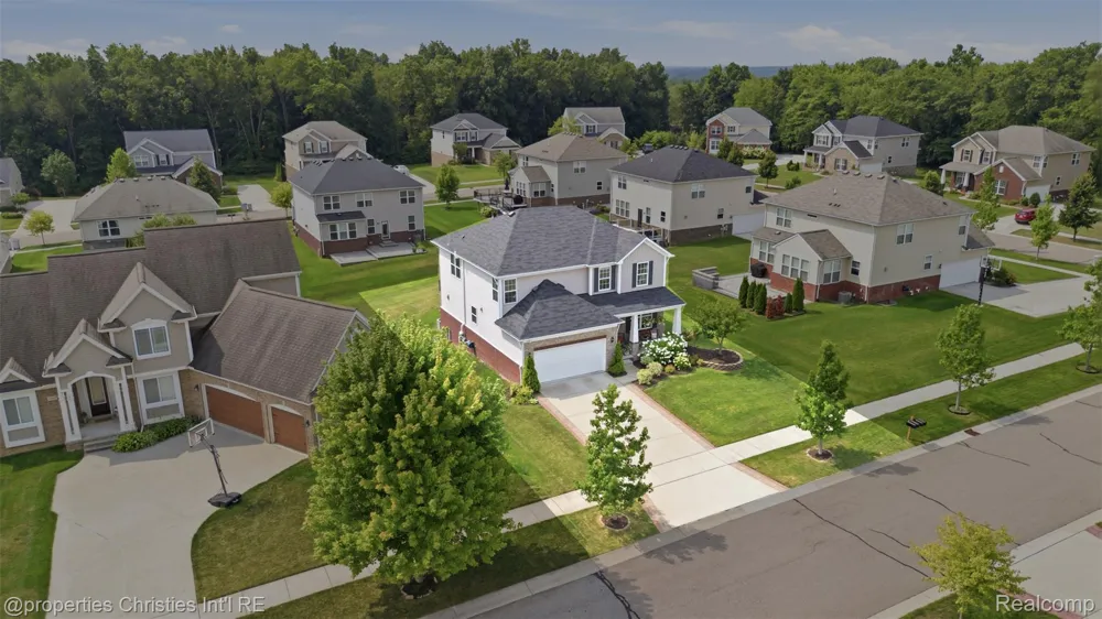 57909 Cider Mill Drive Lyon Charter Township, MI 48165