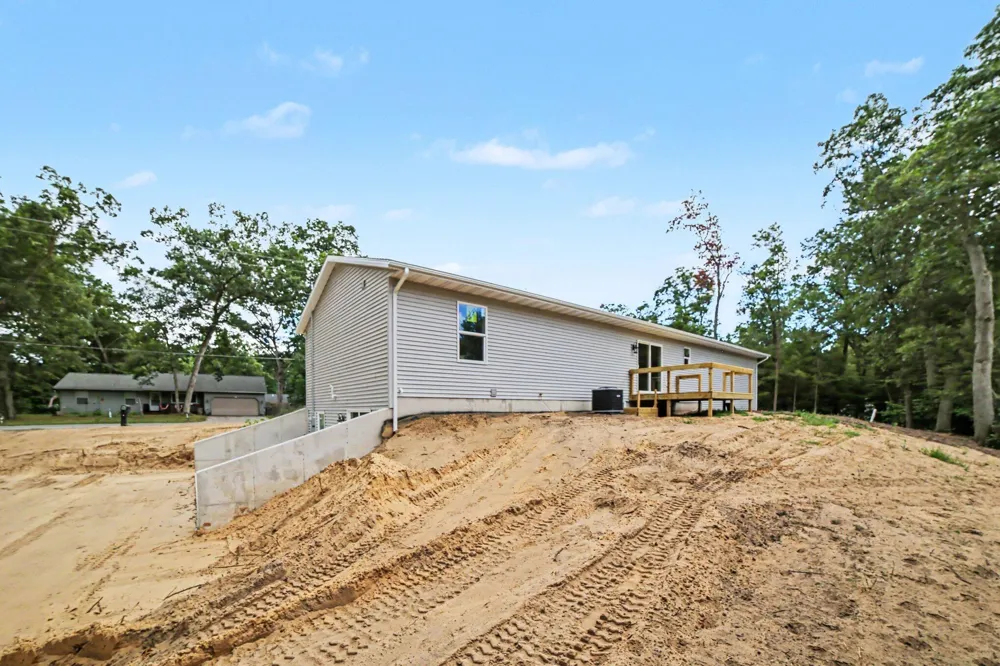 480 W Kenwood Street Lakewood Club Village, MI 49457
