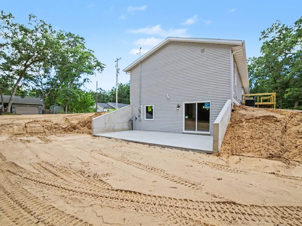 480 W Kenwood Street Lakewood Club Village, MI 49457