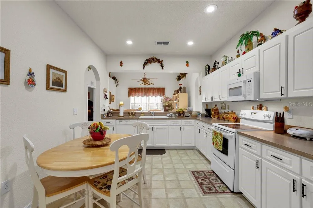 4319 DINNER LAKE BOULEVARD Lake Wales, FL 33859