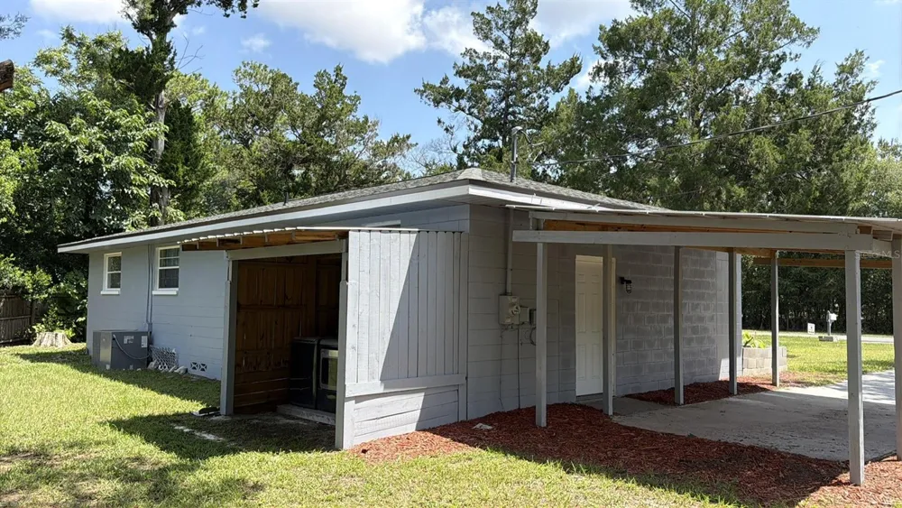 1025 NE 4TH STREET Chiefland, FL 32626