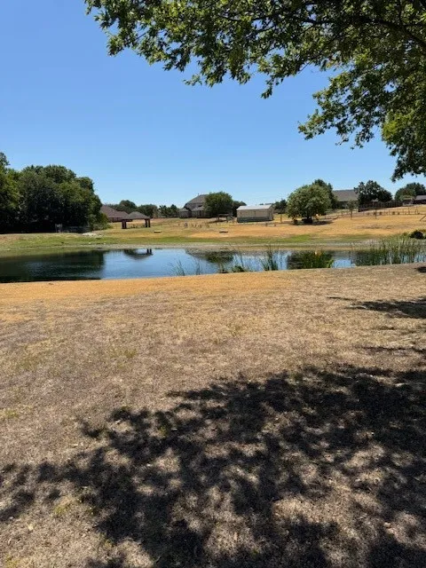 408 Muskingum Road Waxahachie, TX 75165