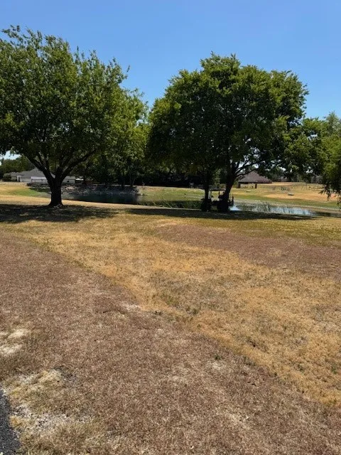 408 Muskingum Road Waxahachie, TX 75165