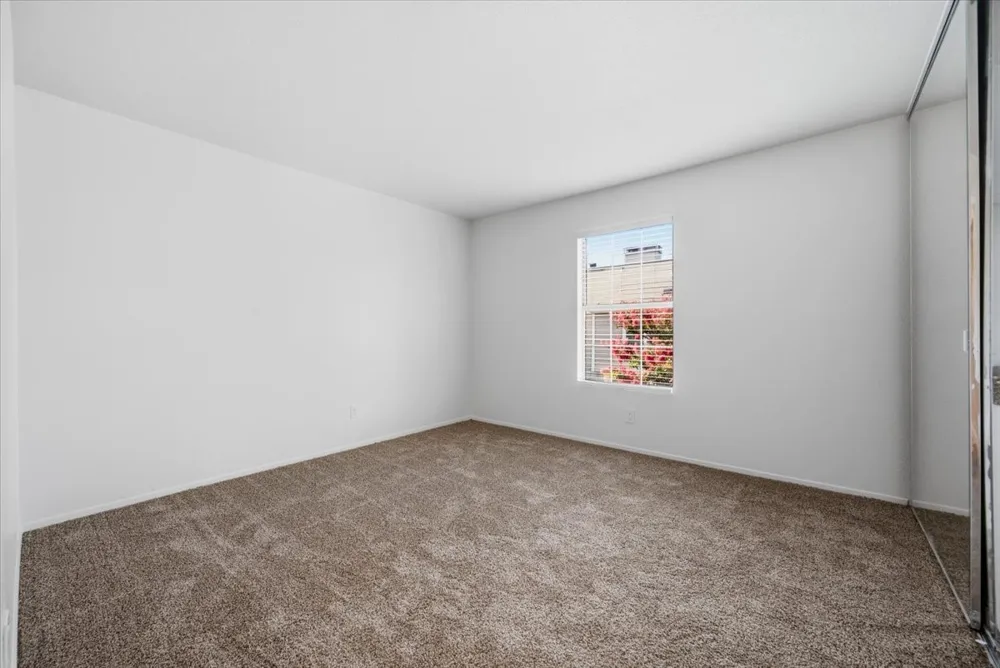 41 Abbey Road Euless, TX 76039