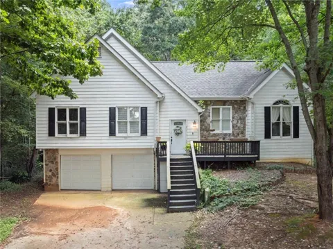 6055 Rolling Oaks Lane