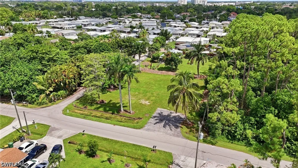 Guilford Road Naples, FL 34112