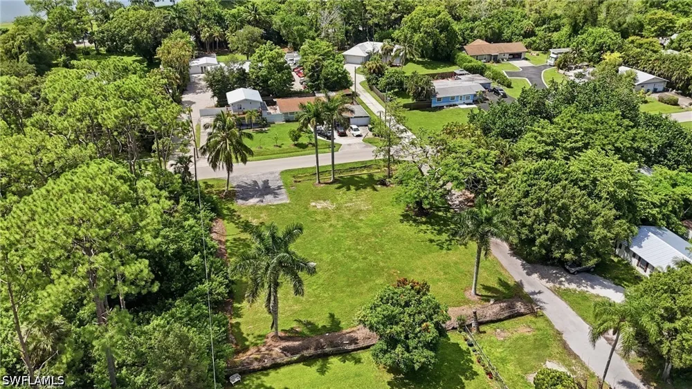Guilford Road Naples, FL 34112