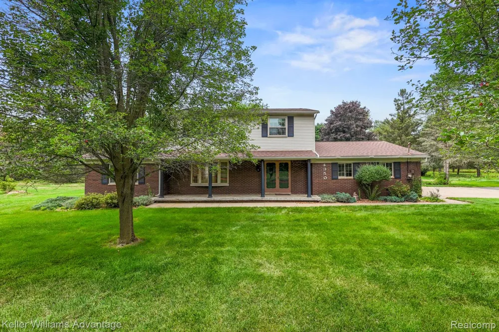 4350 Stone Barn Highland Charter Township, MI 48380