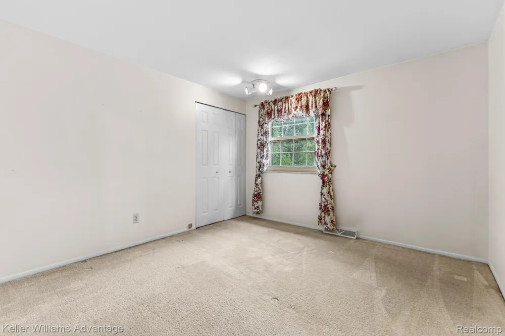 4350 Stone Barn Highland Charter Township, MI 48380