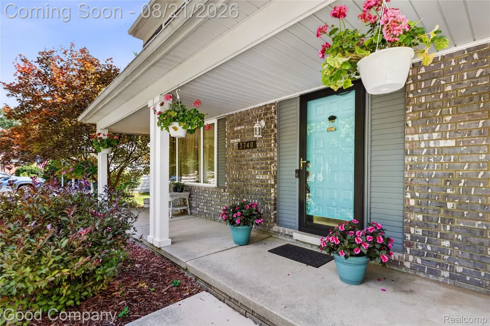 3740 Horseshoe Drive Troy City, MI 48083