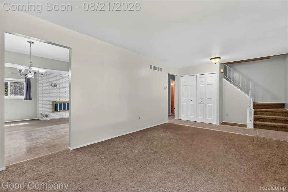 3740 Horseshoe Drive Troy City, MI 48083