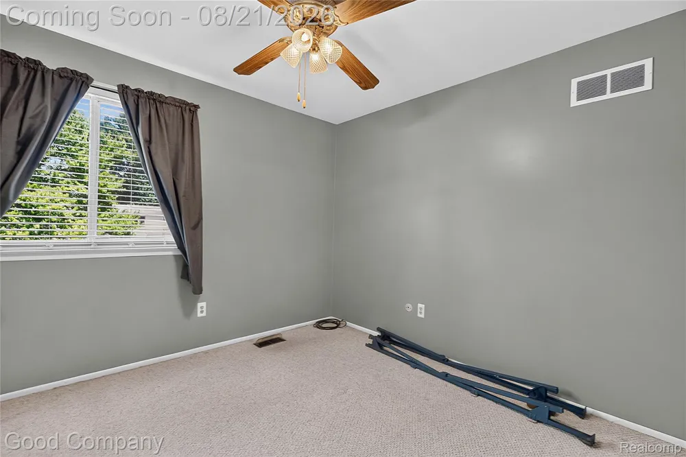 3740 Horseshoe Drive Troy City, MI 48083