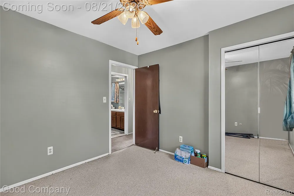 3740 Horseshoe Drive Troy City, MI 48083