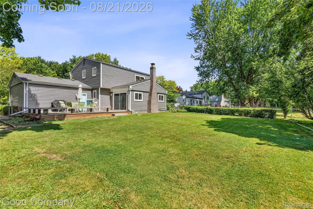 3740 Horseshoe Drive Troy City, MI 48083