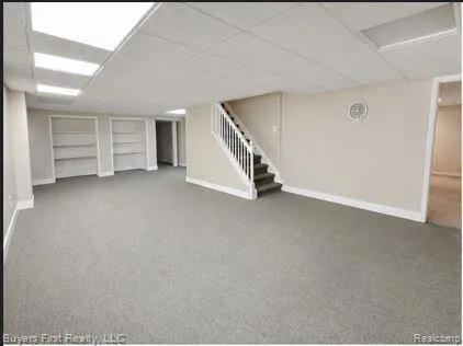 17150 Hilton Street Southfield City, MI 48075