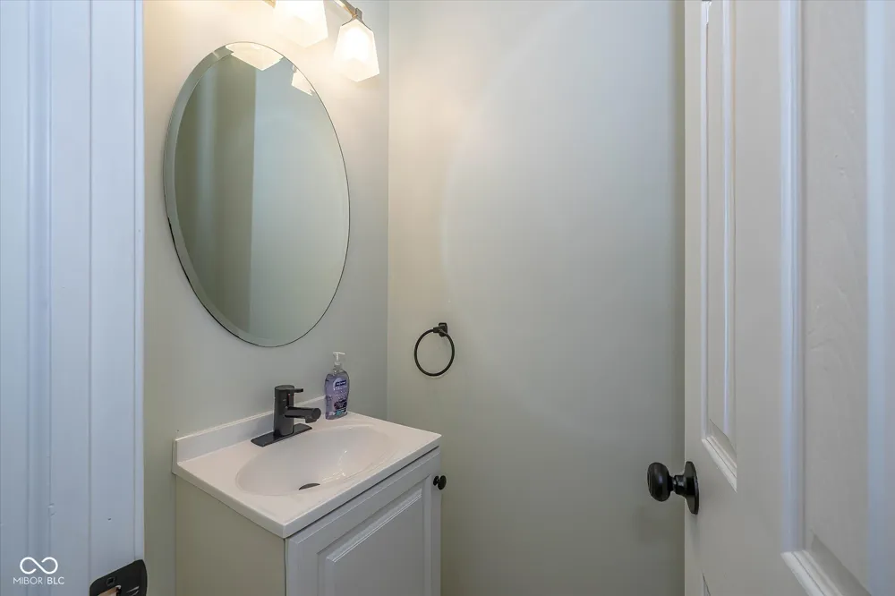 732 Cembra Drive Greenwood, IN 46143