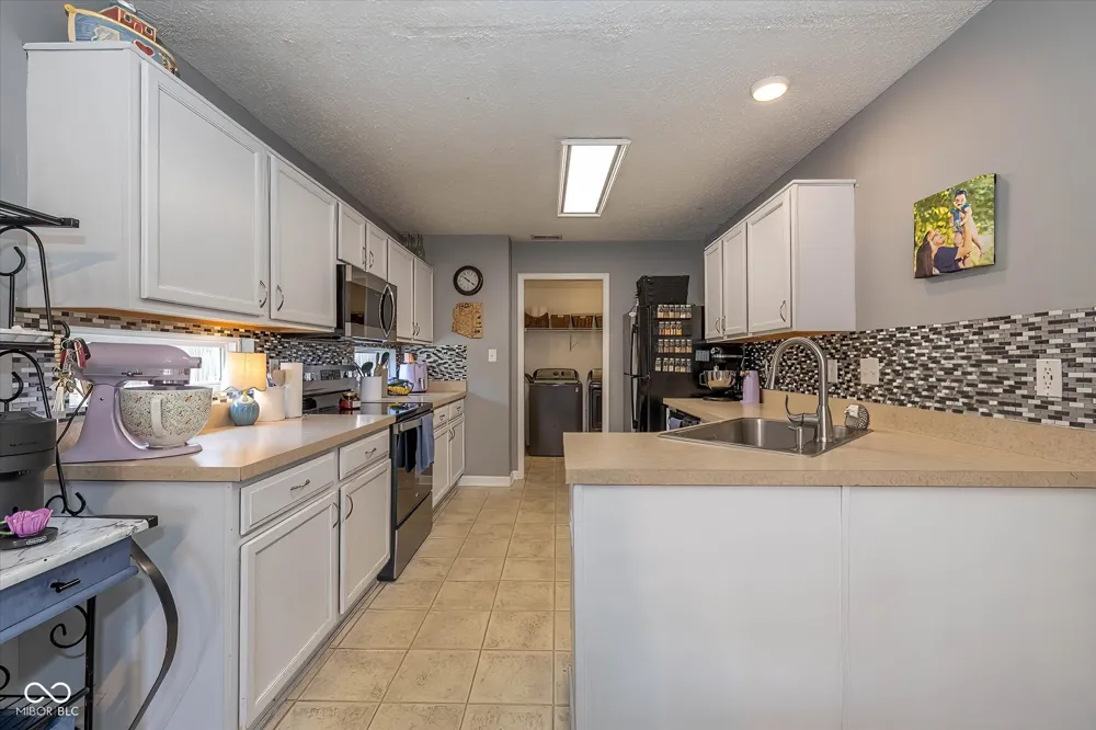 732 Cembra Drive Greenwood, IN 46143