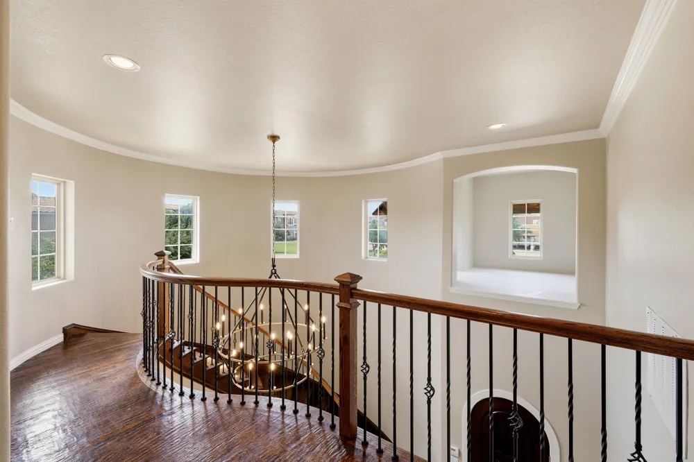 1616 Camino Lago Irving, TX 75039