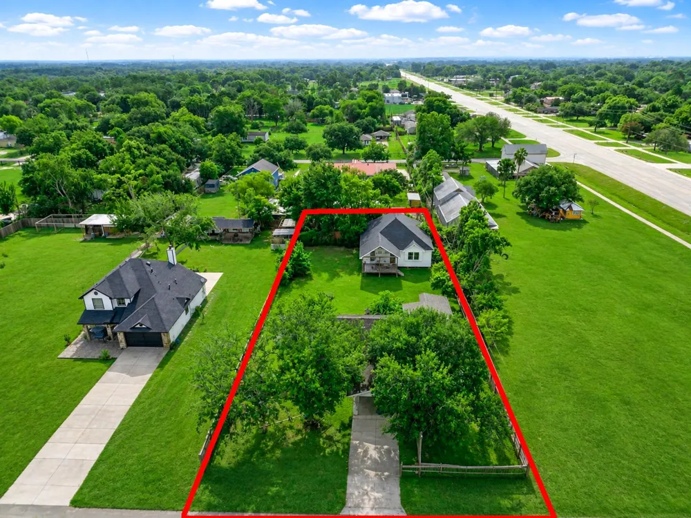 3411 Ohio Street Fresno, TX 77545