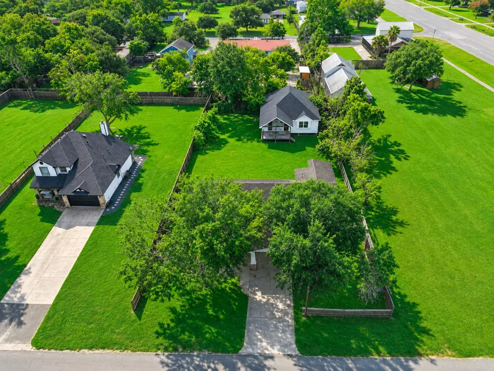 3411 Ohio Street Fresno, TX 77545