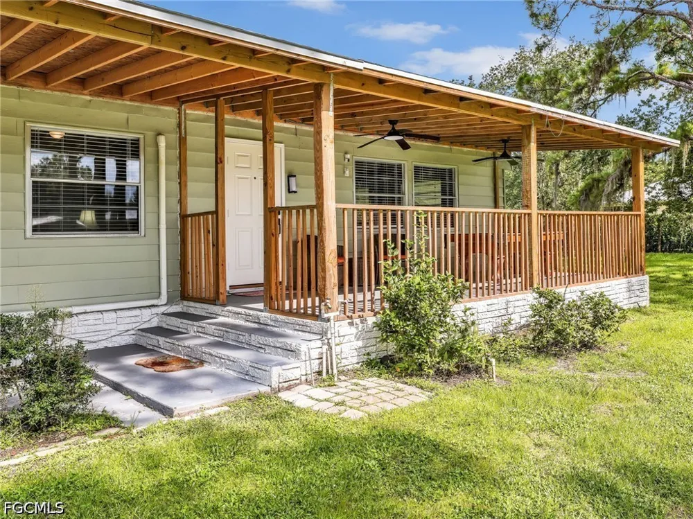 Neal Road Fort Myers, FL 33905