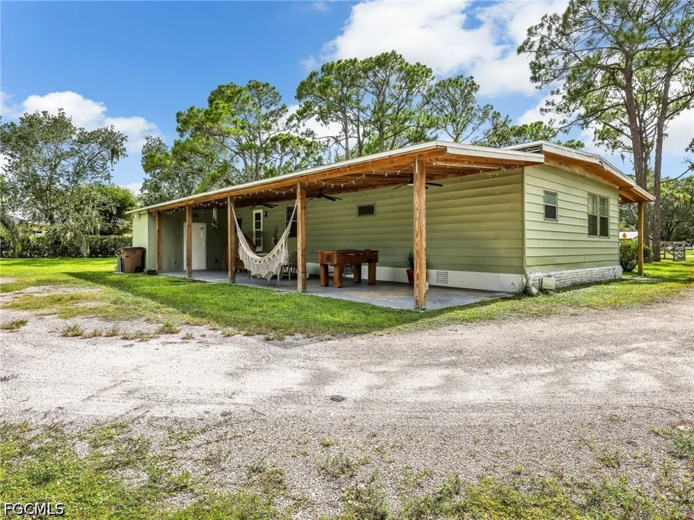 Neal Road Fort Myers, FL 33905