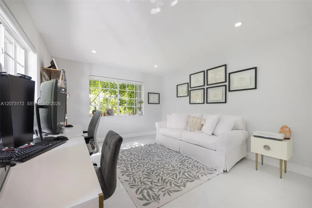 406 Miller Rd Coral Gables, FL 33146