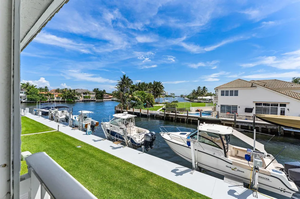 968 Jeffery Street Boca Raton, FL 33487
