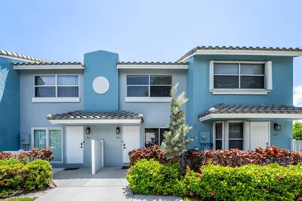 968 Jeffery Street Boca Raton, FL 33487