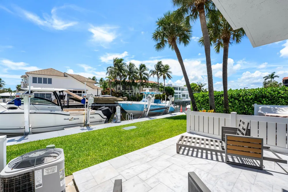 968 Jeffery Street Boca Raton, FL 33487