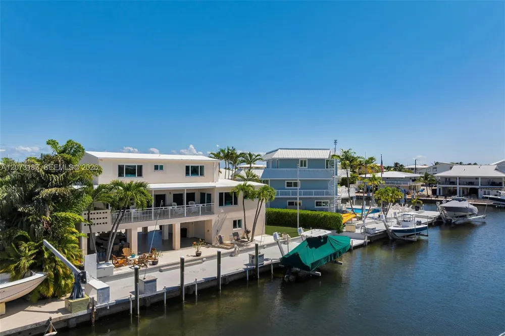 122 Court Contessa Islamorada, FL 33036