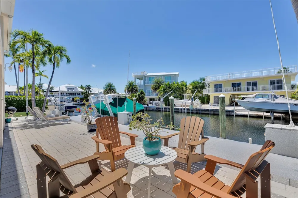 122 Court Contessa Islamorada, FL 33036