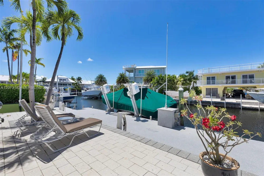 122 Court Contessa Islamorada, FL 33036
